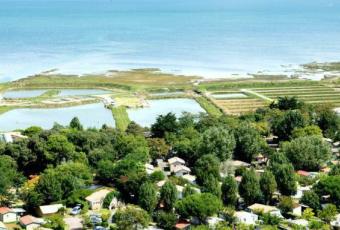 Vue aérienne du camping